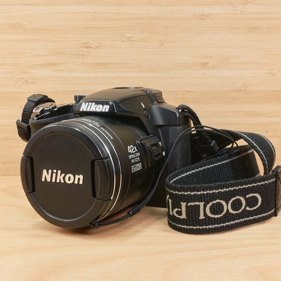 Nikon Coolpix P510 / 16.1MP Digital Camera / 42x Zoom / Full HD Video - Picture 2 of 8